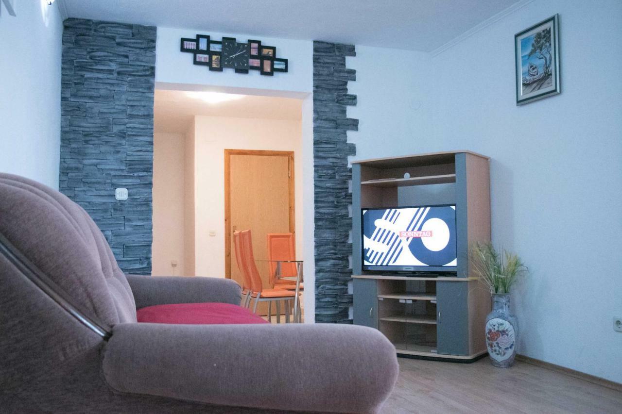 Apartment Lorena Sevid Bagian luar foto
